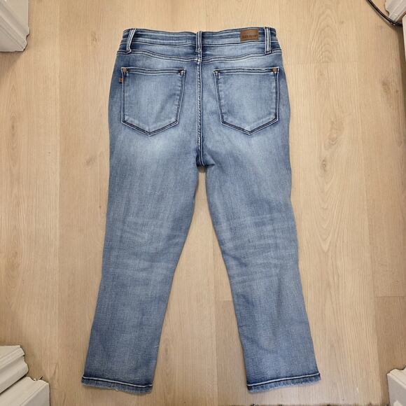 Judy Blue Light Wash Stretchy Cute Casual Skinny Mid Rise Capris Size 30 - Picture 9 of 9